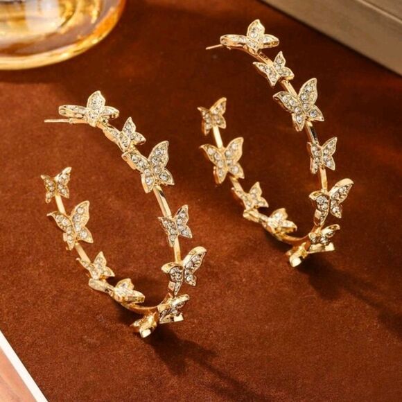 Butterfly Hoop Fashion Earrings - Picture 1 of 3